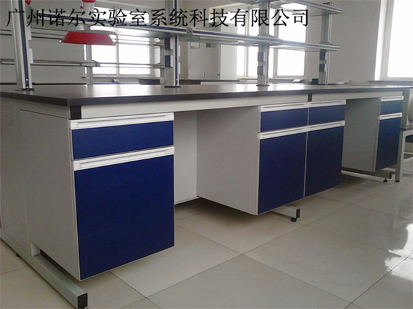 實驗臺