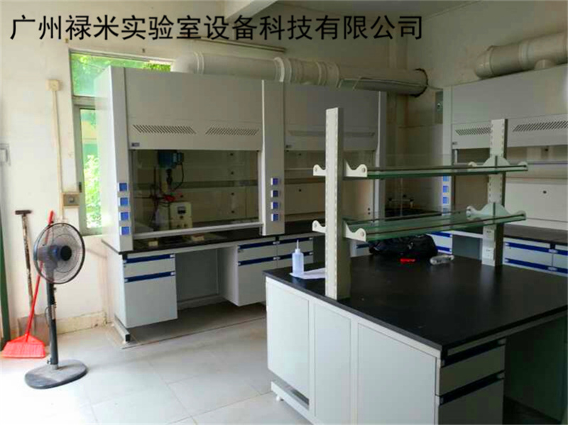 是什么原因造成實驗室家具出現(xiàn)停滯不前？