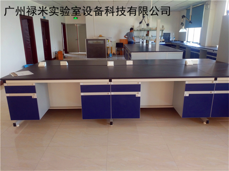 祿米實驗室臺柜設(shè)計理念